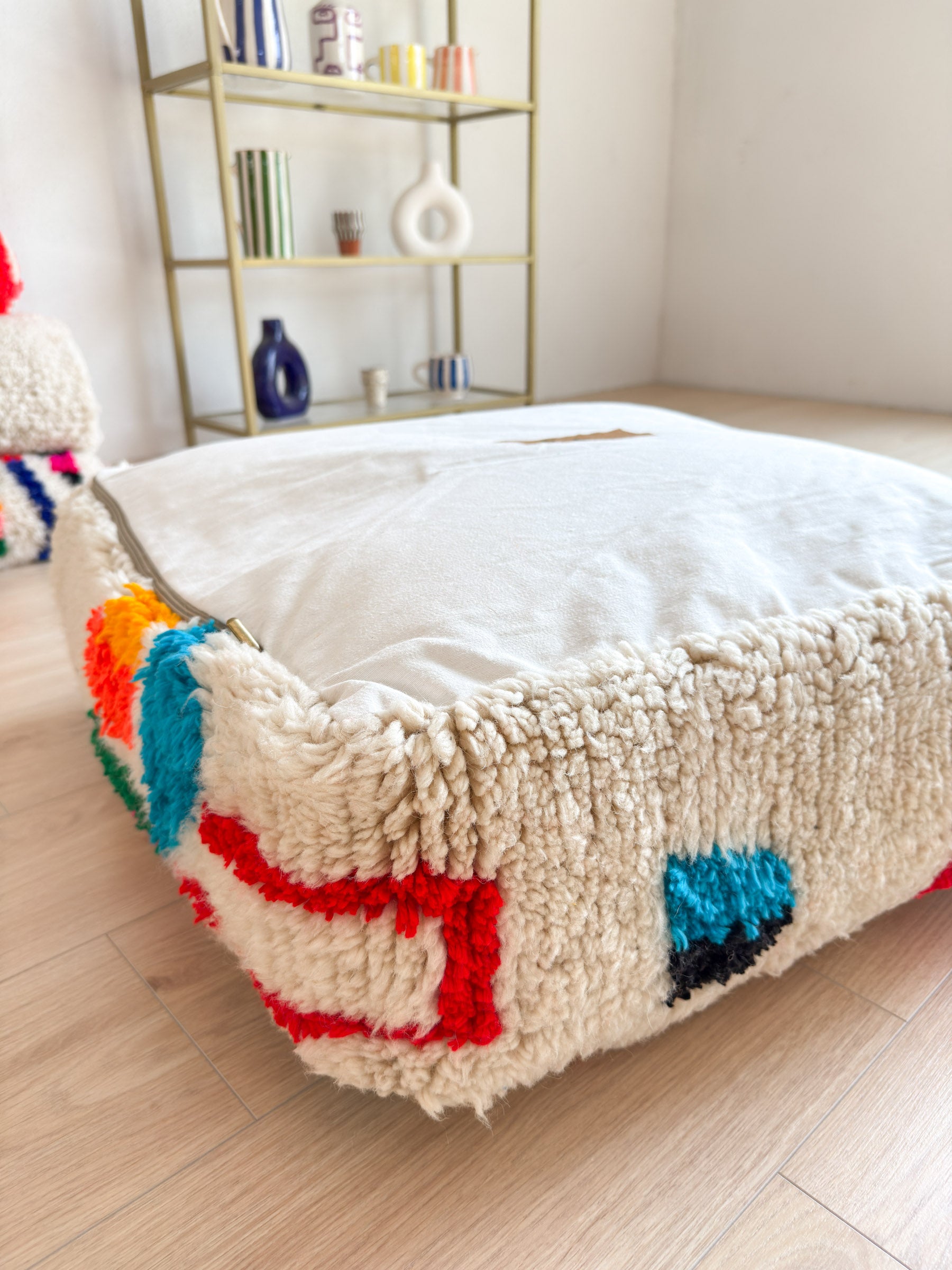 Marokkanischer Pouf, bunter Berber-Pouf - 60 x 60 cm - Nr. 23