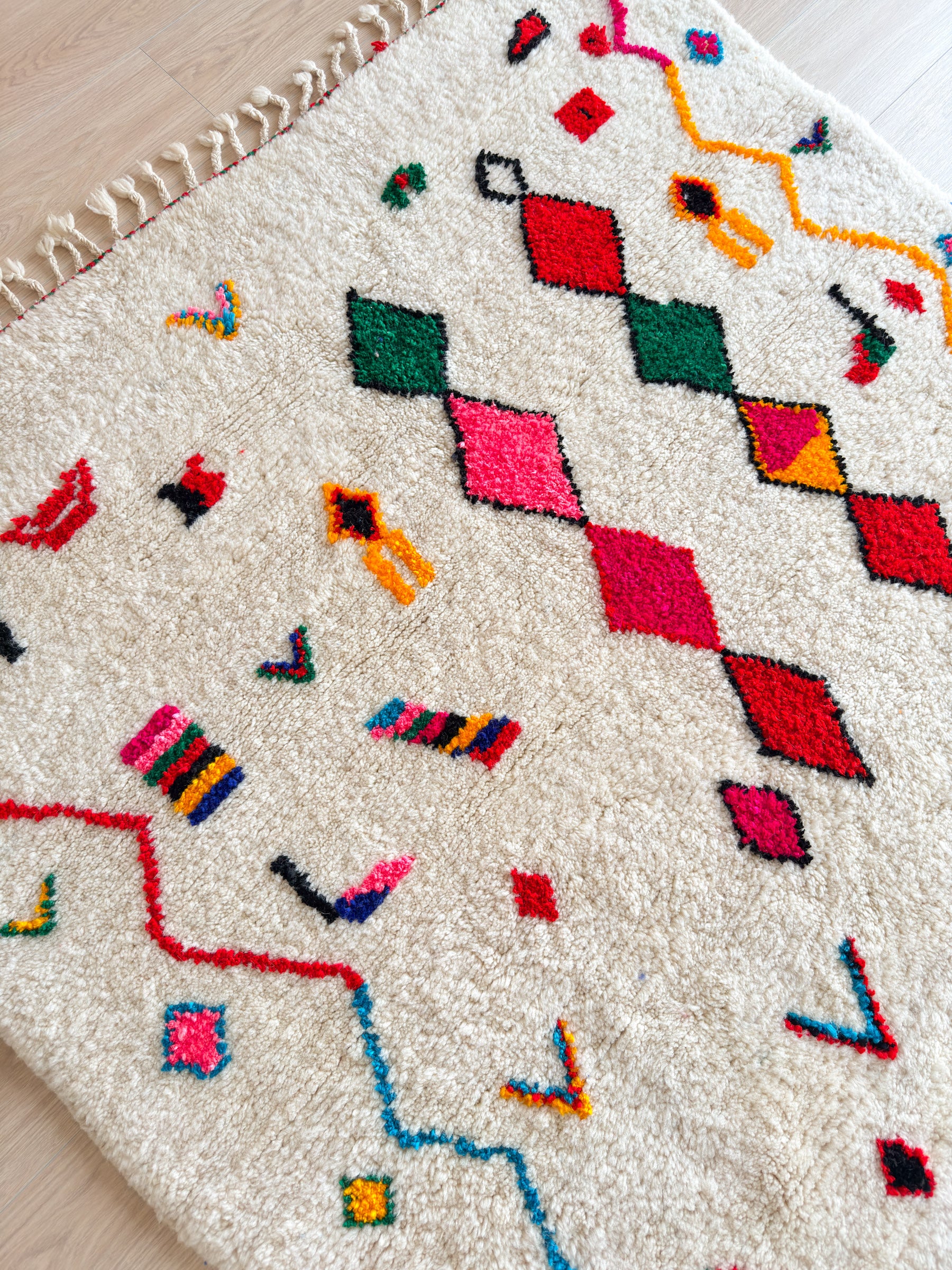 Colorful Berber rug 155 x 240 cm - n°1903