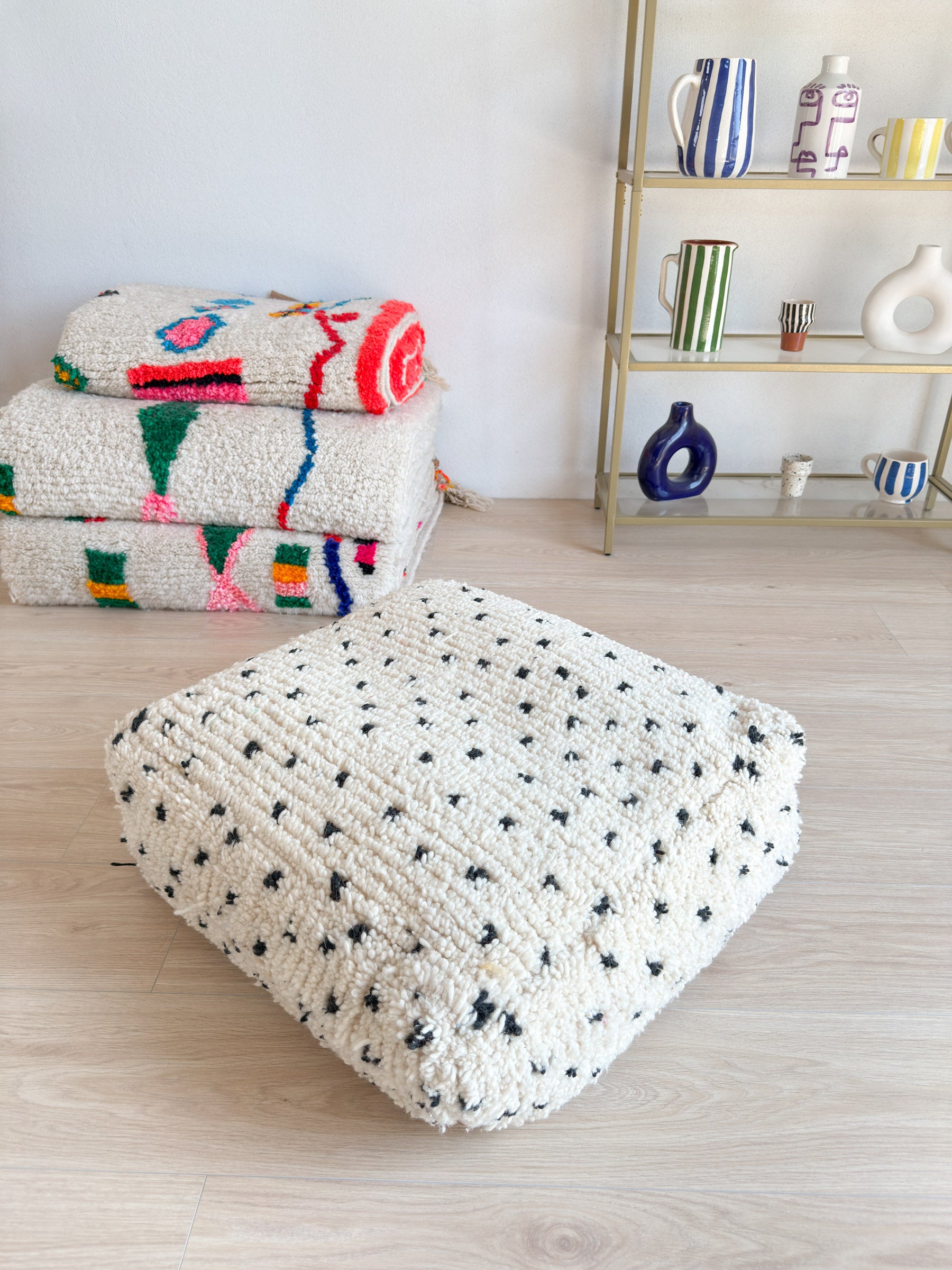 Moroccan pouf, colorful Berber pouf - 60 x 60 cm - n°39
