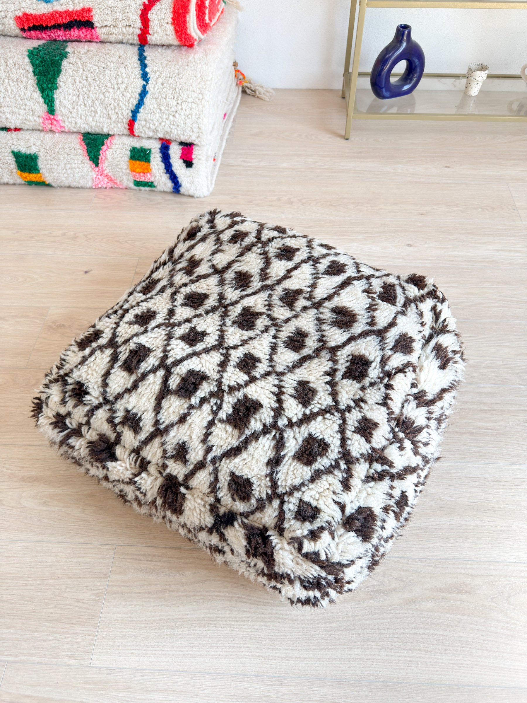 Moroccan pouf, colorful Berber pouf - 60 x 60 cm - n°40