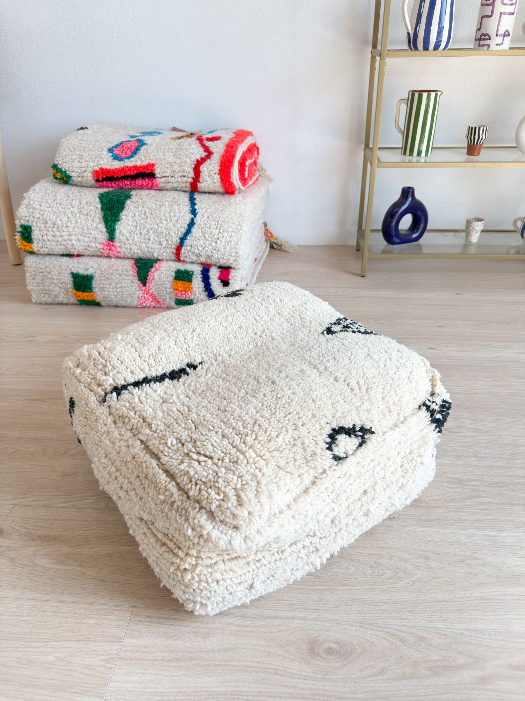 Moroccan pouf, colorful Berber pouf - 60 x 60 cm - n°37