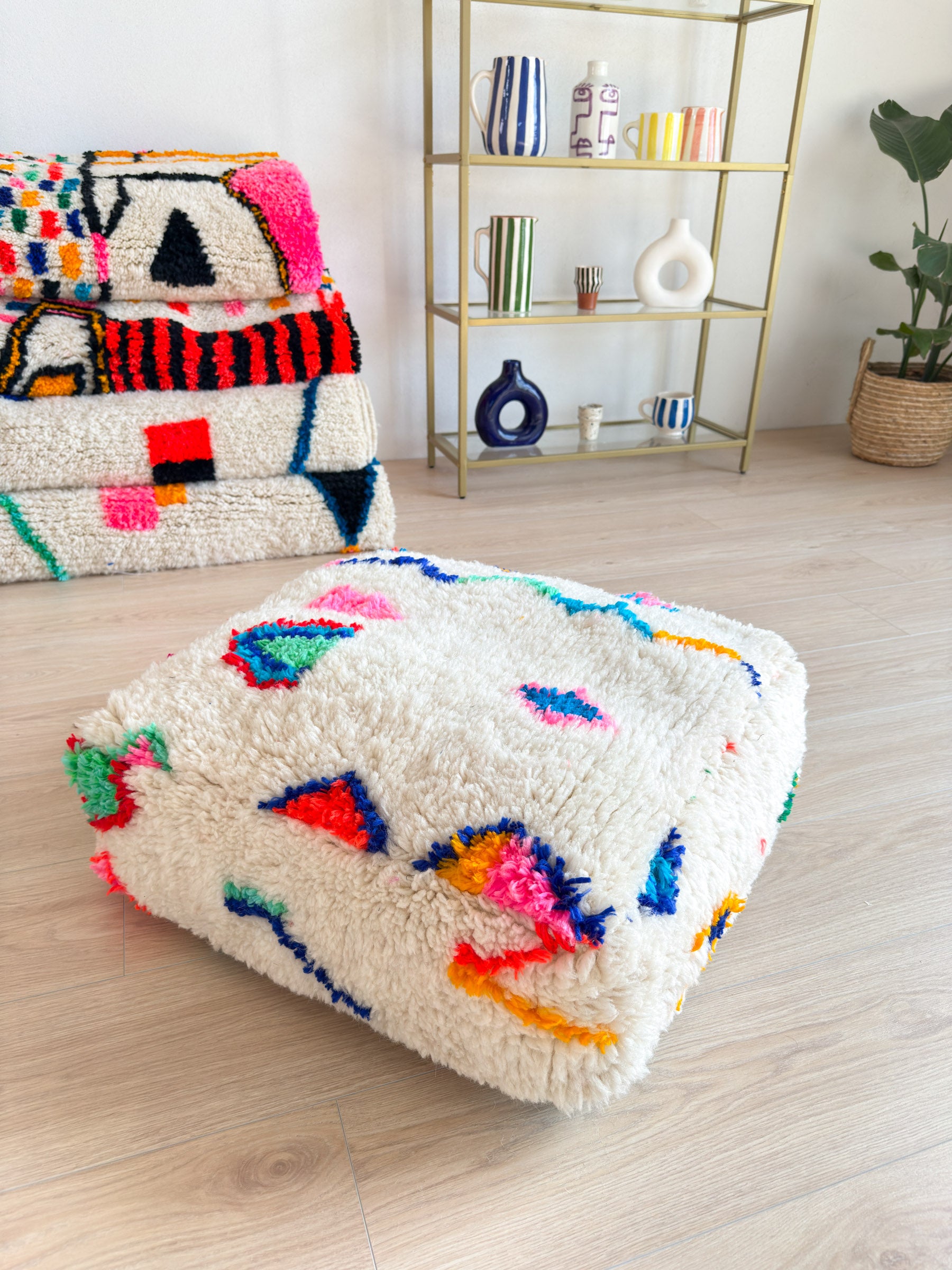 Pouf Marocain, pouf berbère coloré - 60 x 60 cm - n°9