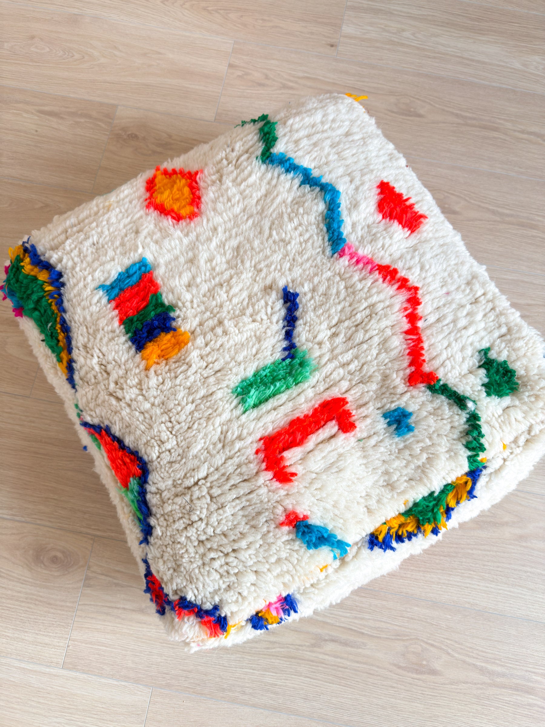 Pouf Marocain, pouf berbère coloré - 60 x 60 cm - n°13