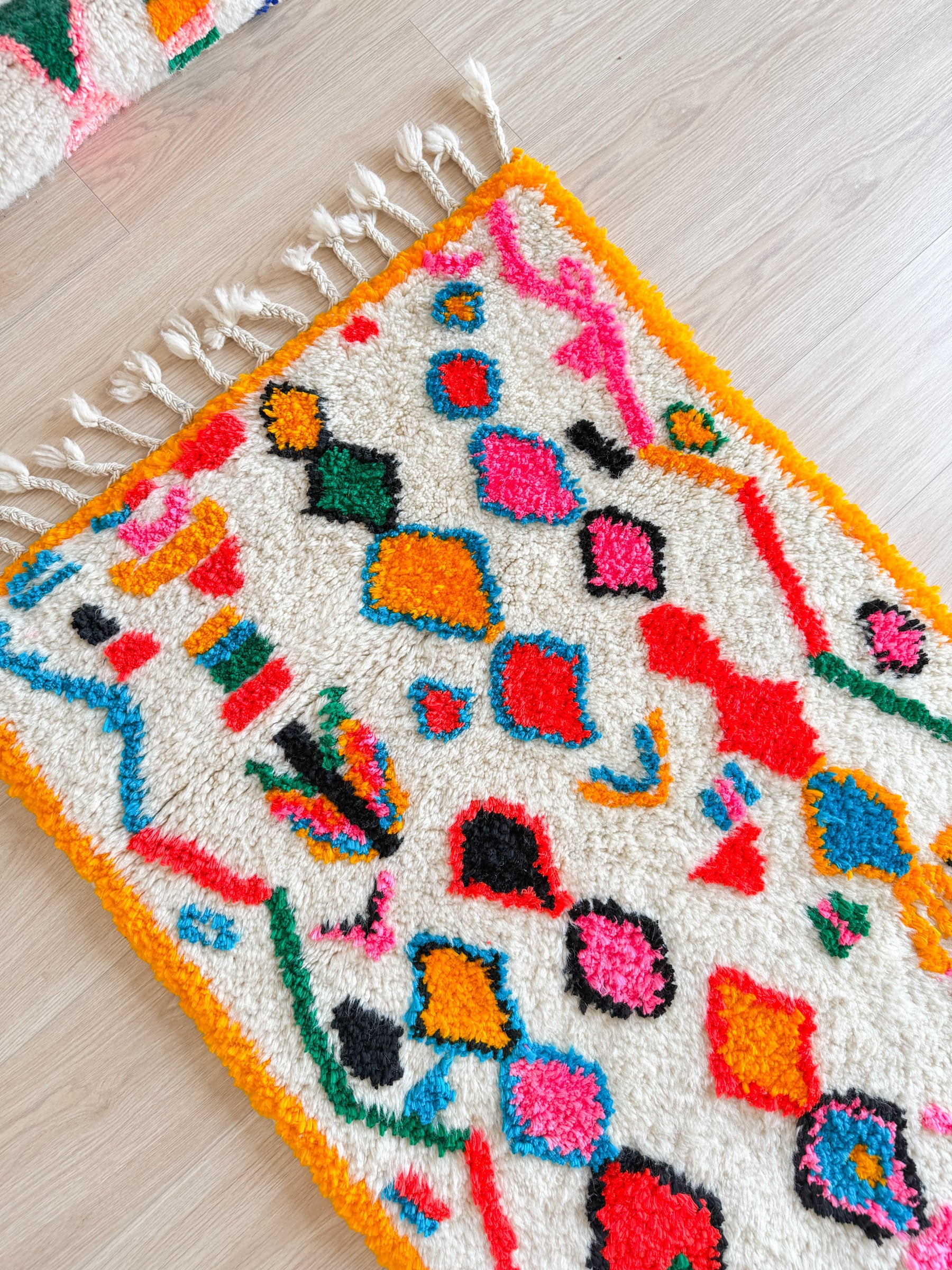 Tapis berbère coloré 83 x 125 cm - n°1999
