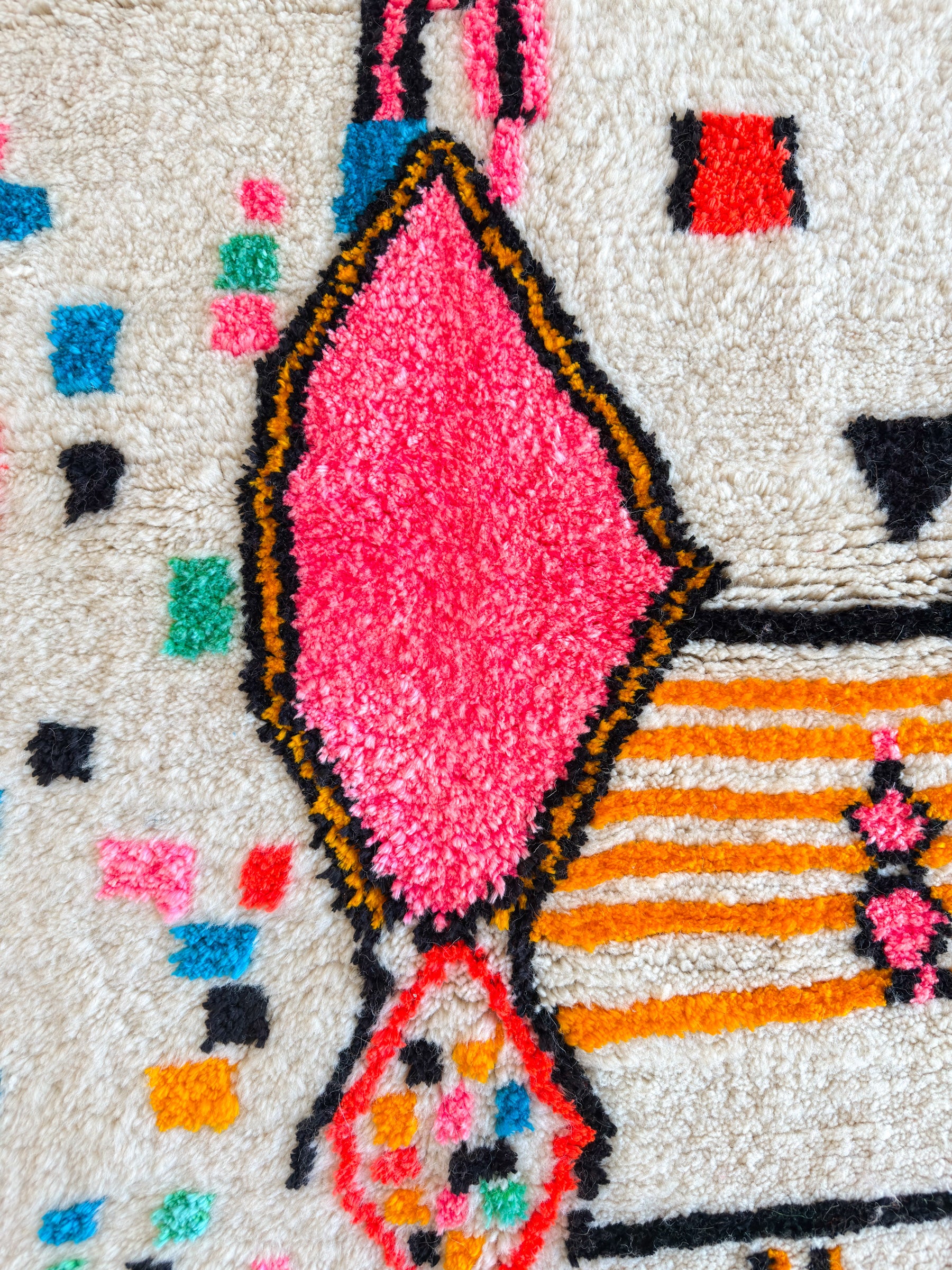 Colorful Berber rug 150 x 218 cm - n°1888