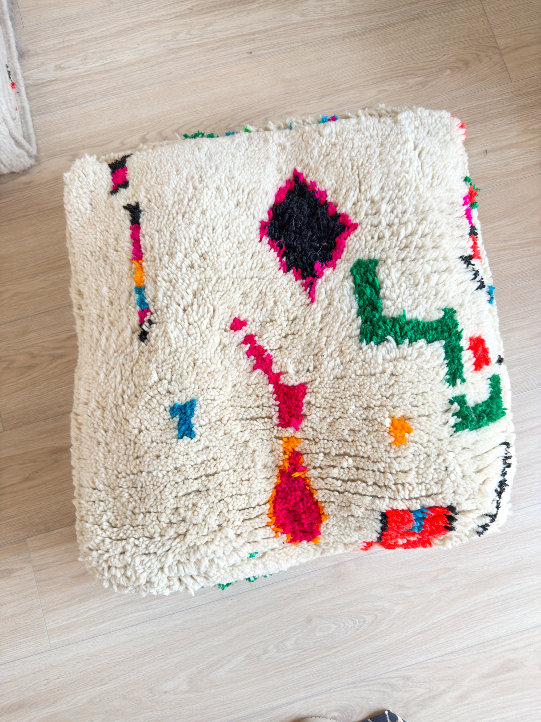 Pouf Marocain, pouf berbère coloré - 60 x 60 cm - n°58