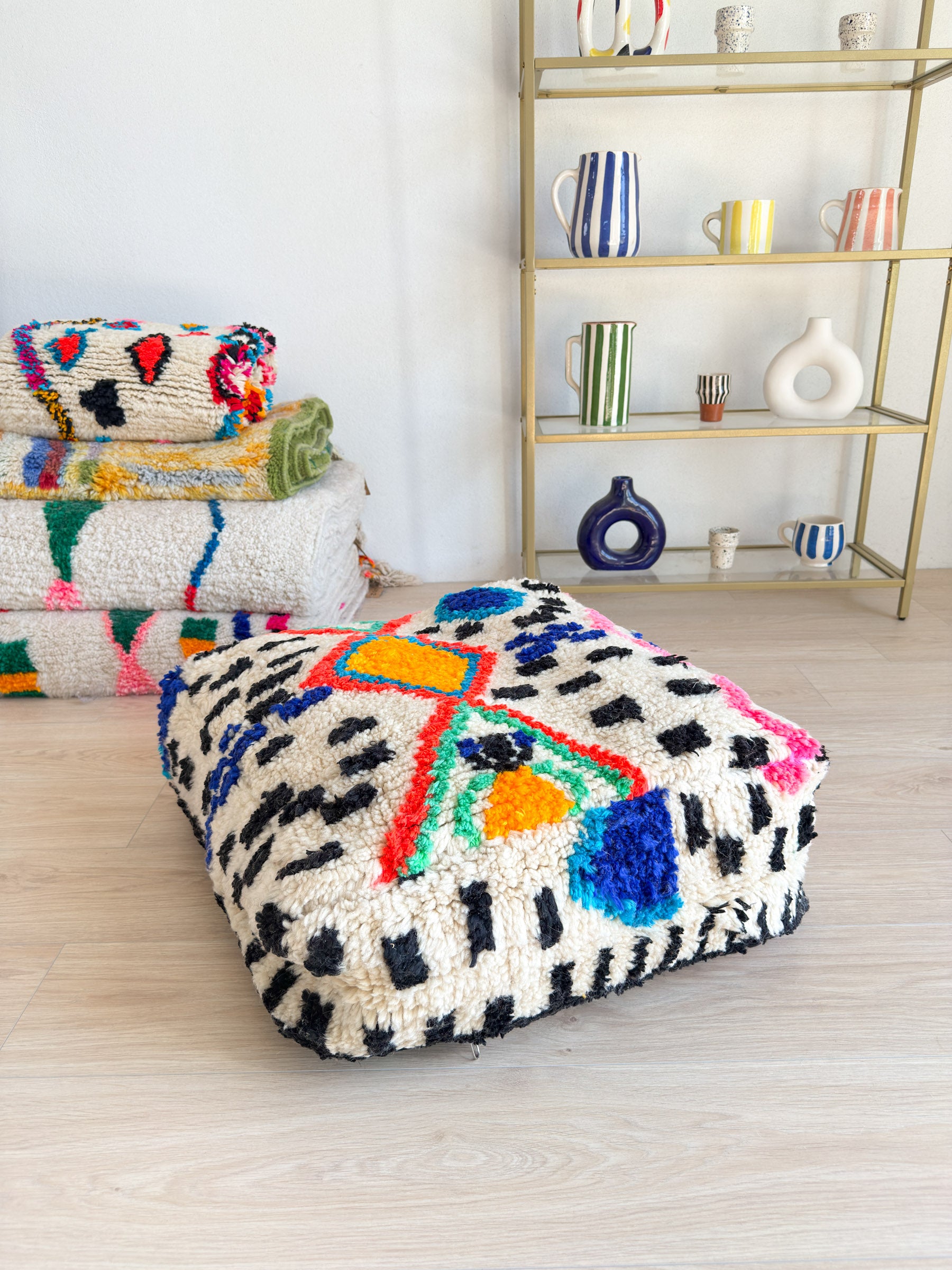 Pouf Marocain, pouf berbère coloré - 60 x 60 cm - n°35