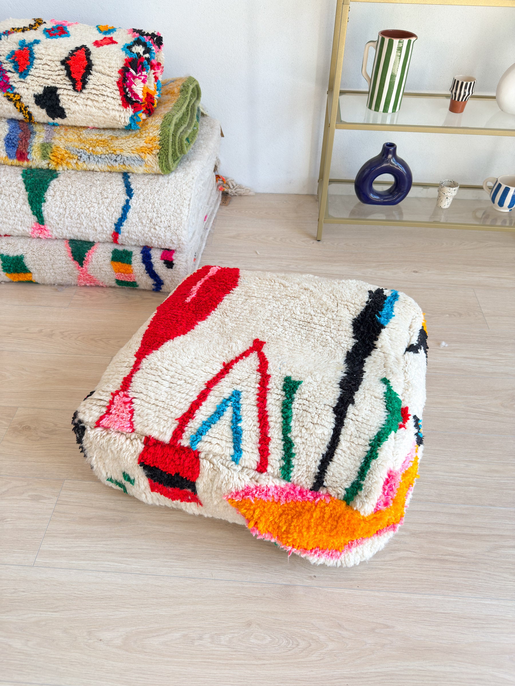 Pouf Marocain, pouf berbère coloré - 60 x 60 cm - n°26