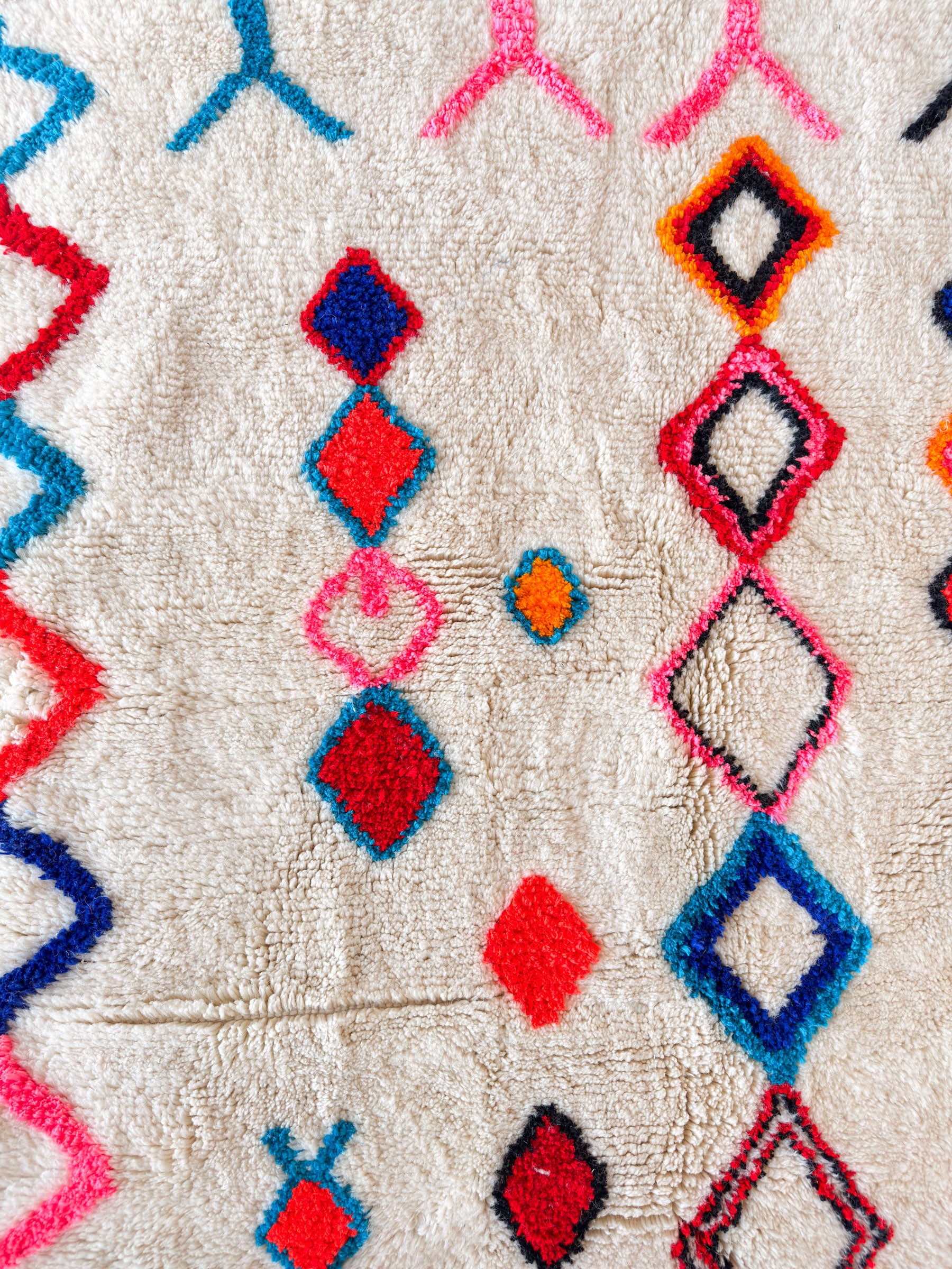 Tapis berbère coloré 141 x 241 cm - n°2438