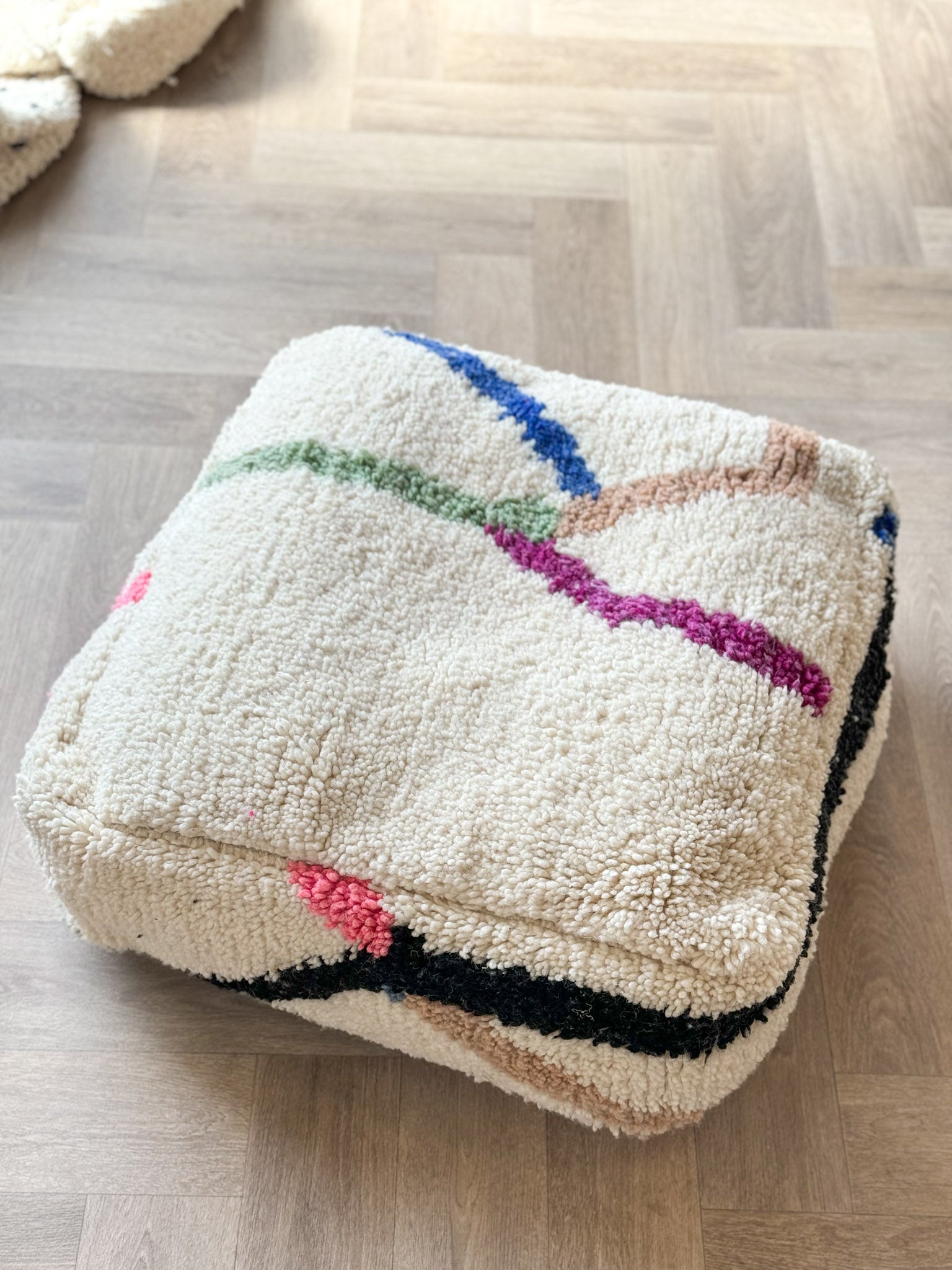 Pouf Marocain, pouf berbère Beni Ouarain - 60 x 60 cm