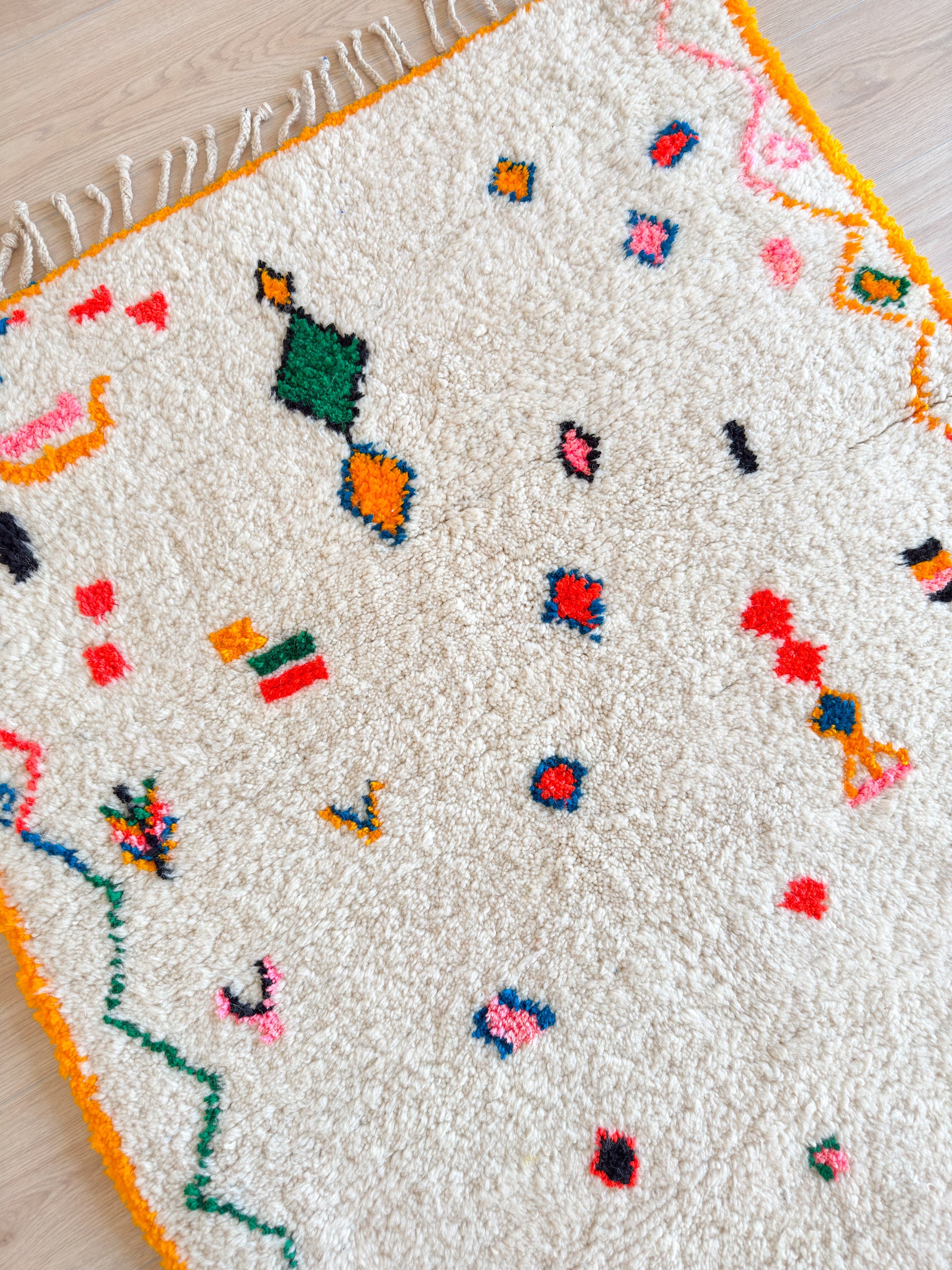 Colorful Berber rug 118 x 200 cm - no. 2125