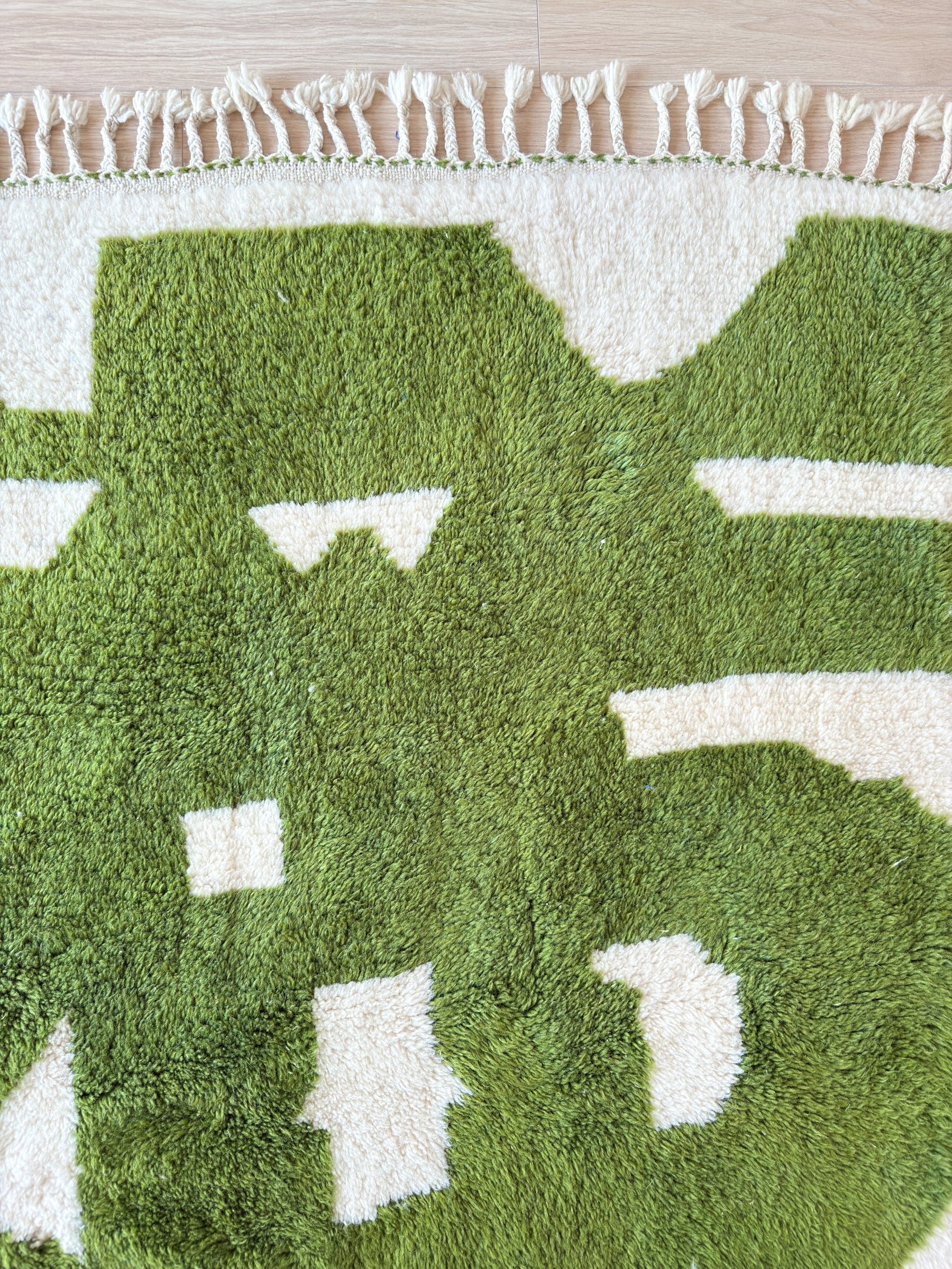 Colorful Berber rug 107 x 167 cm - No. 2513