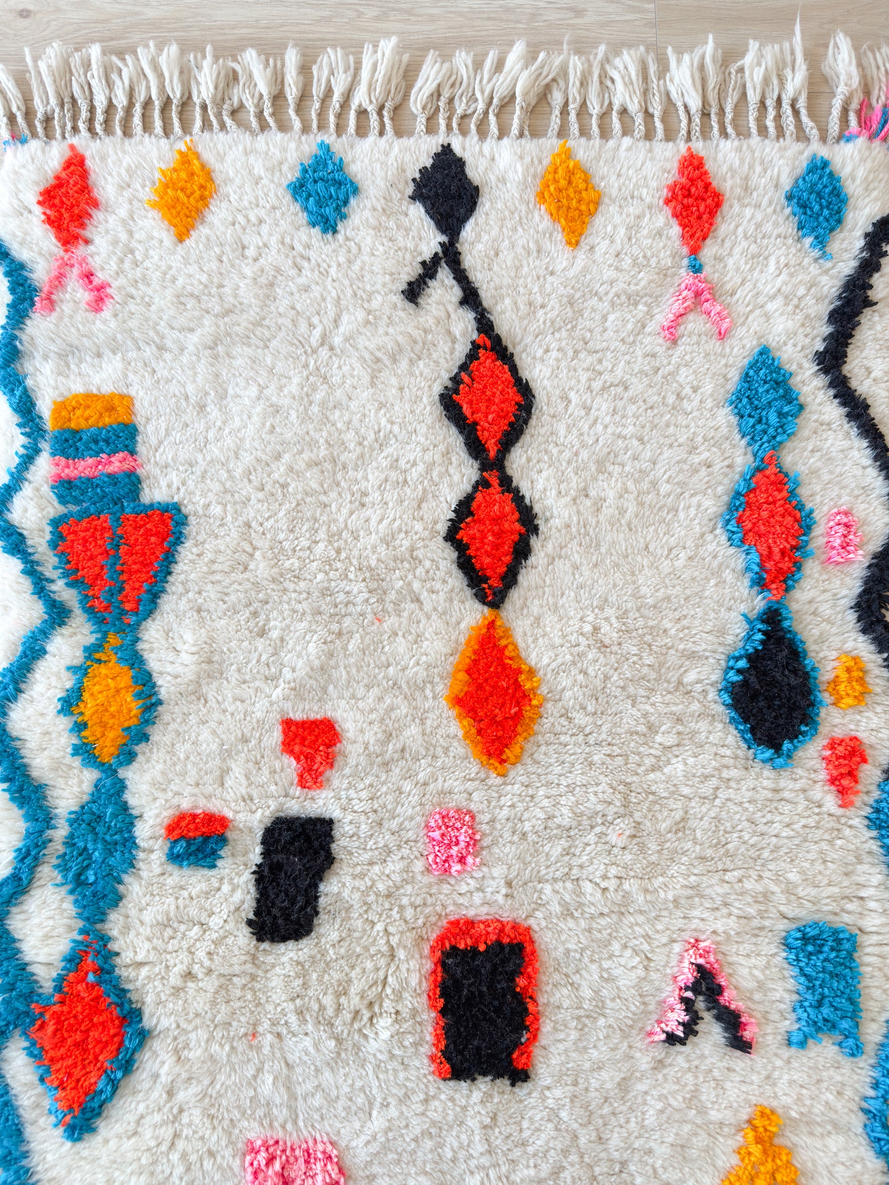 Tapis berbère coloré 104 x 180 cm - n°2493