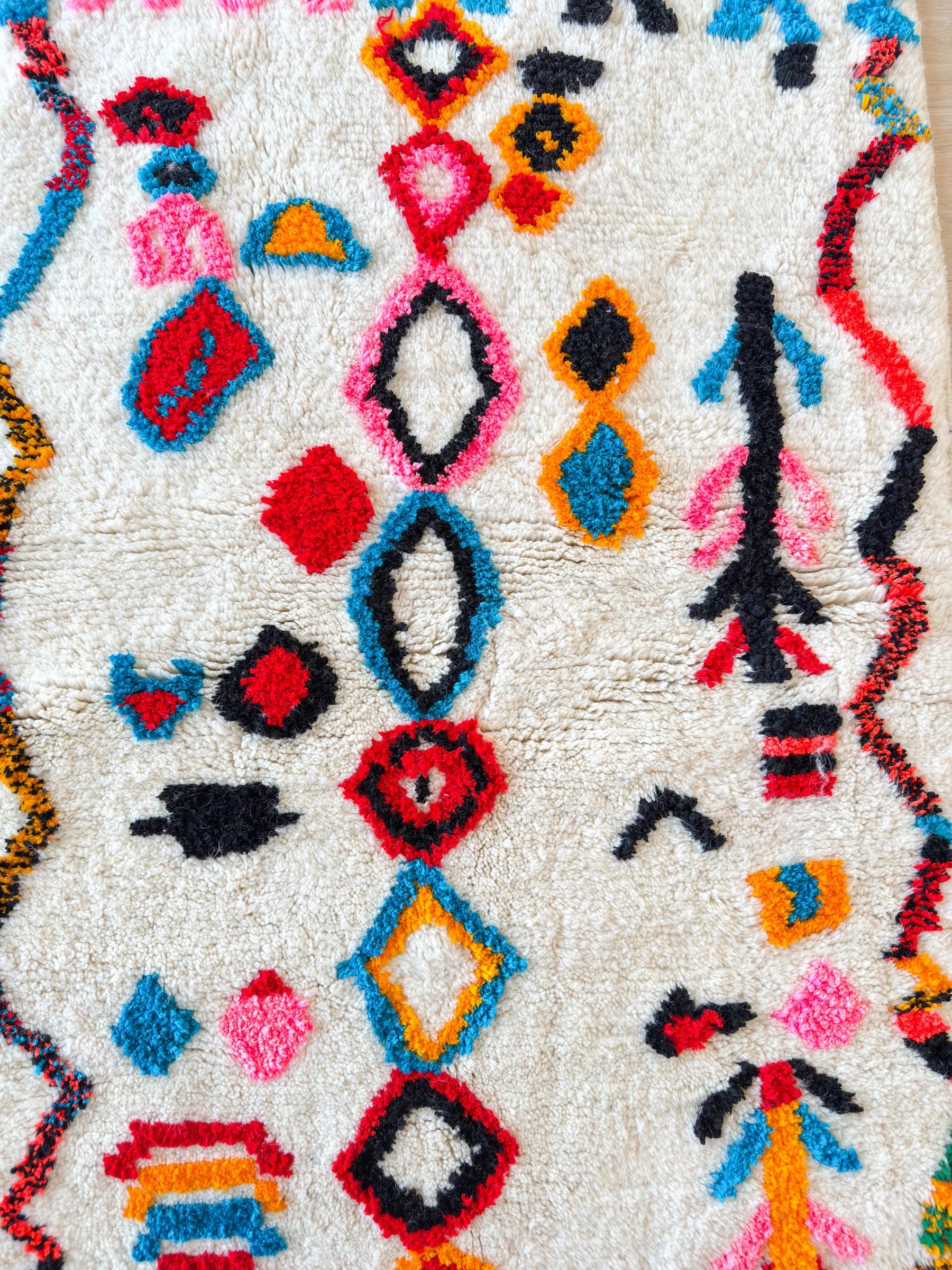Tapis berbère coloré 100 x 176 cm - n°2552