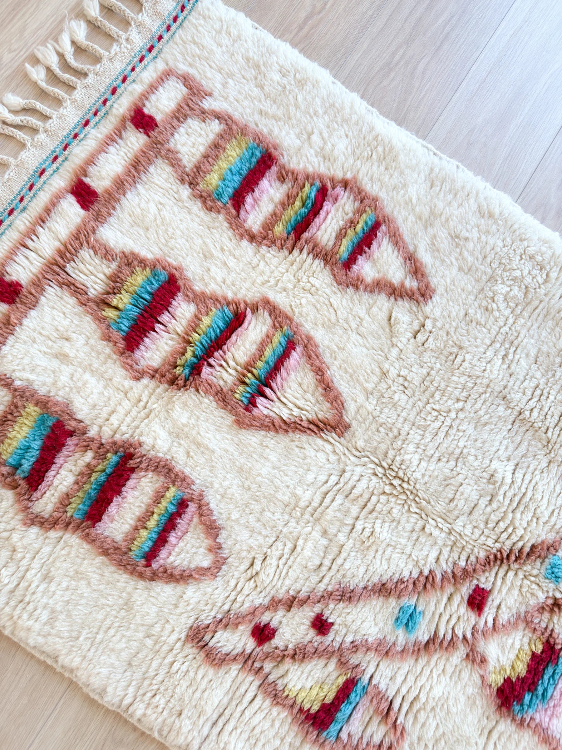 Tapis berbère coloré 99 x 165 cm - n°2294