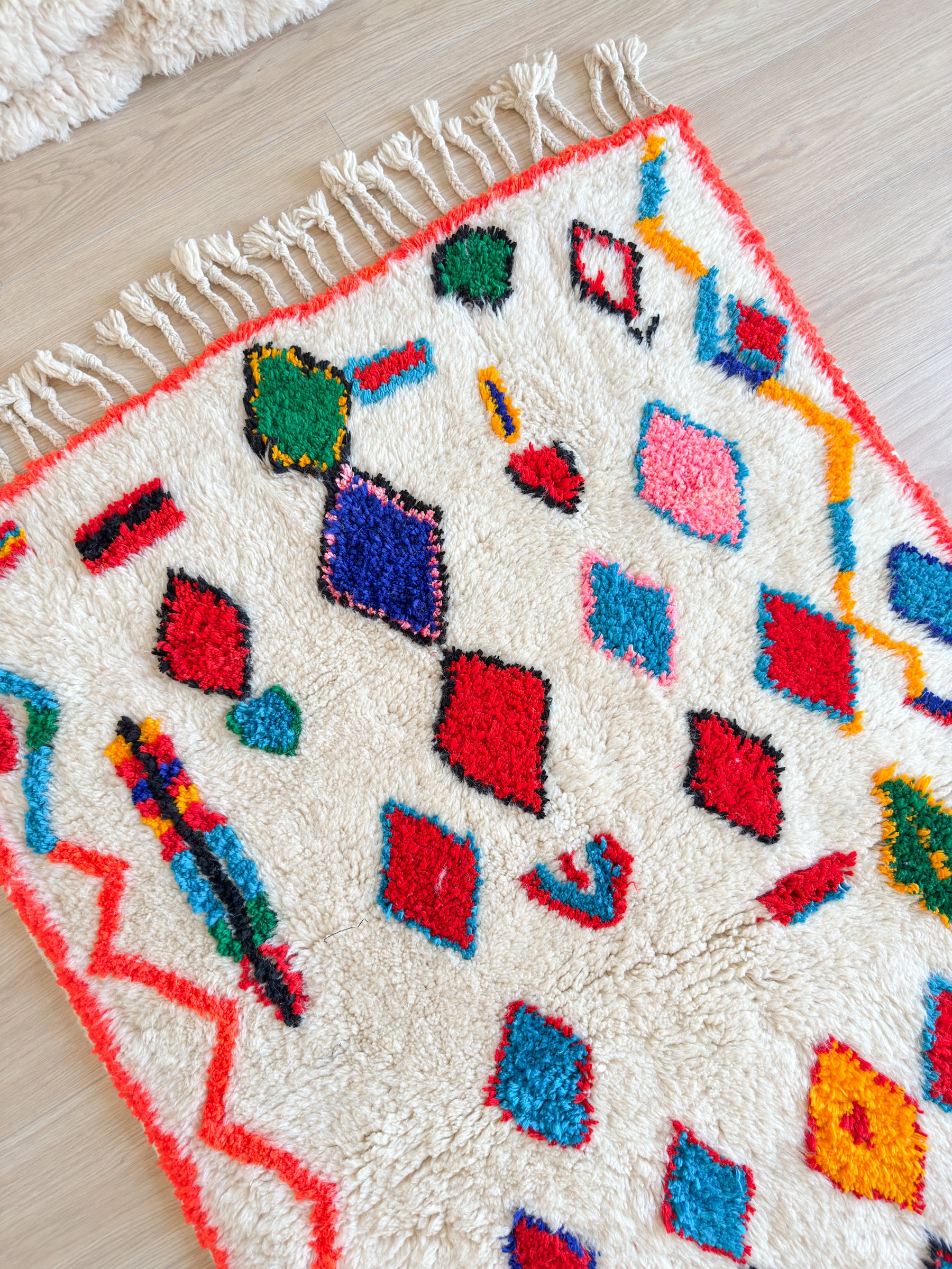 Tapis berbère coloré 104 x 176 cm - n°2597