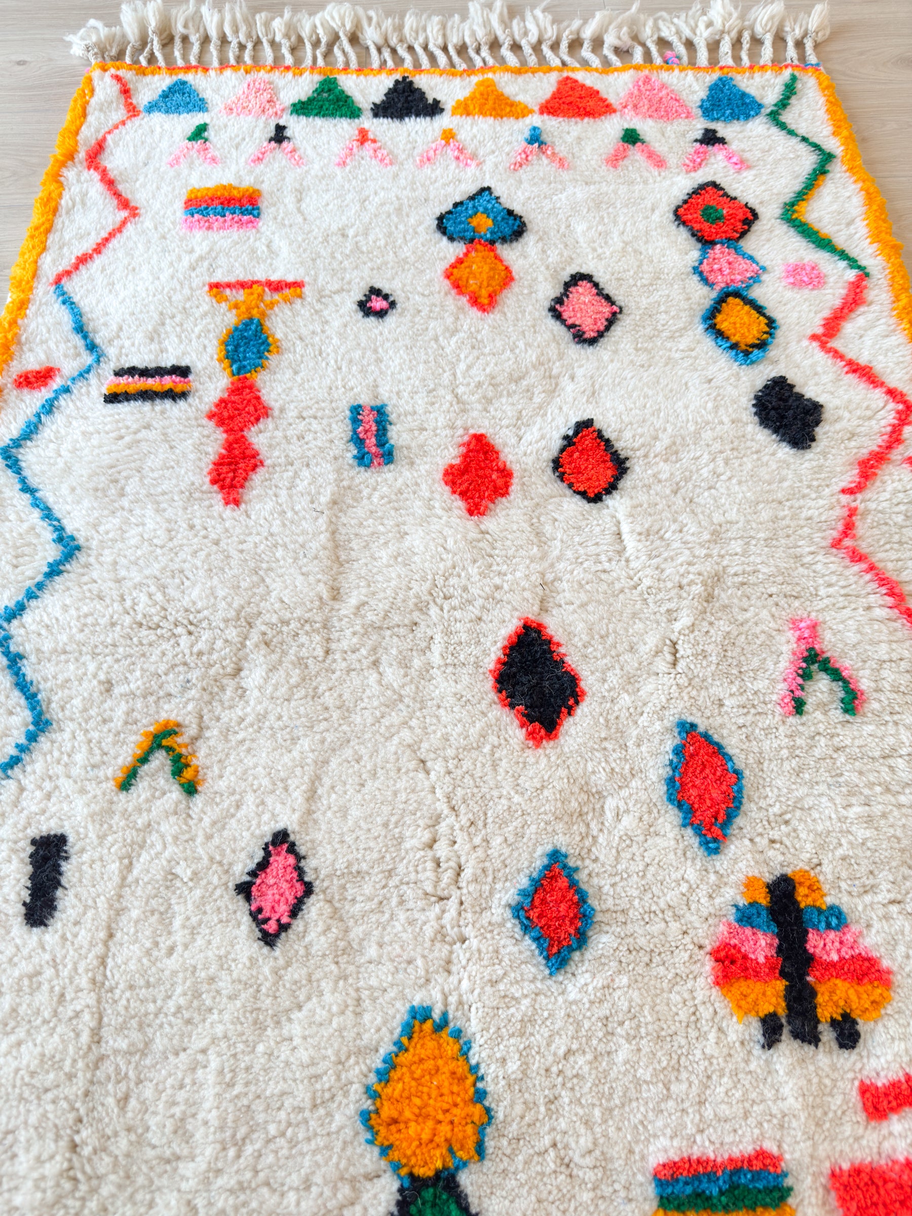 Tapis berbère coloré 102 x 176 cm - n°2585