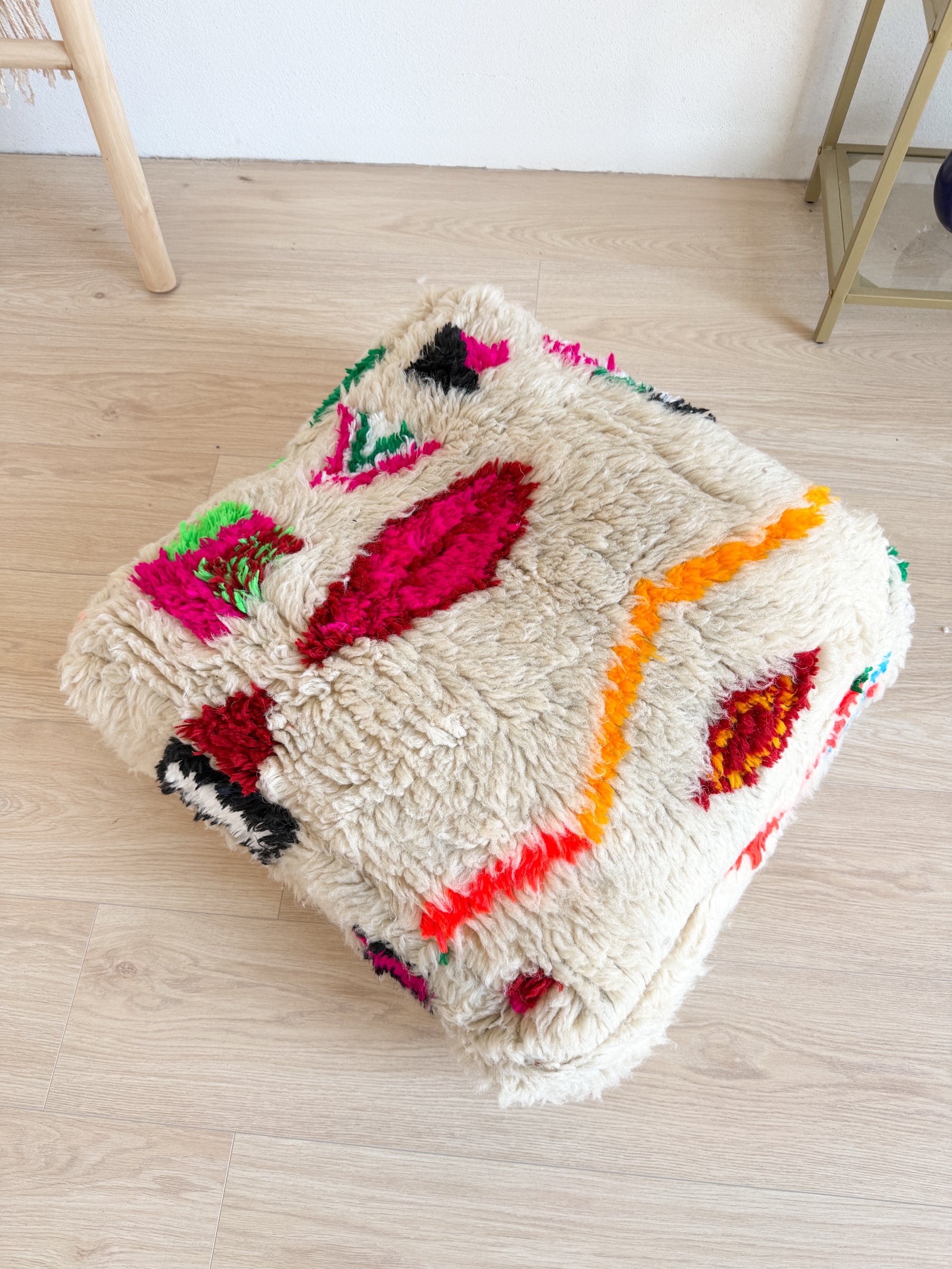 Pouf Marocain, pouf berbère coloré - 60 x 60 cm - n°128