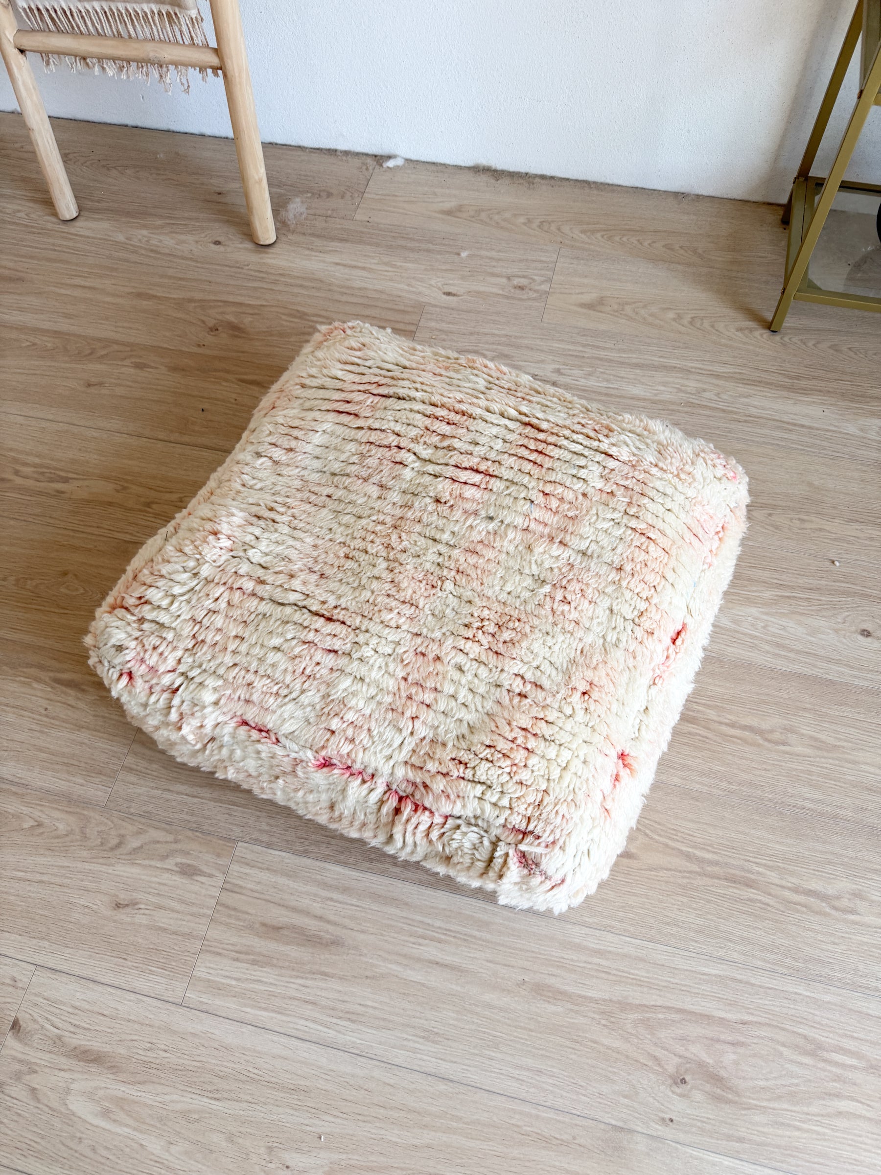Pouf Marocain, pouf berbère coloré - 60 x 60 cm - n°122