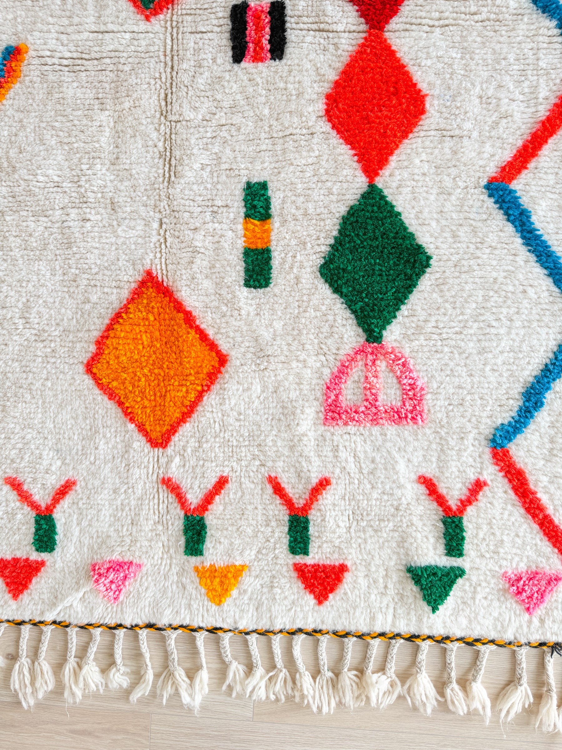 Tapis berbère coloré 150 x 216 cm - n°2381