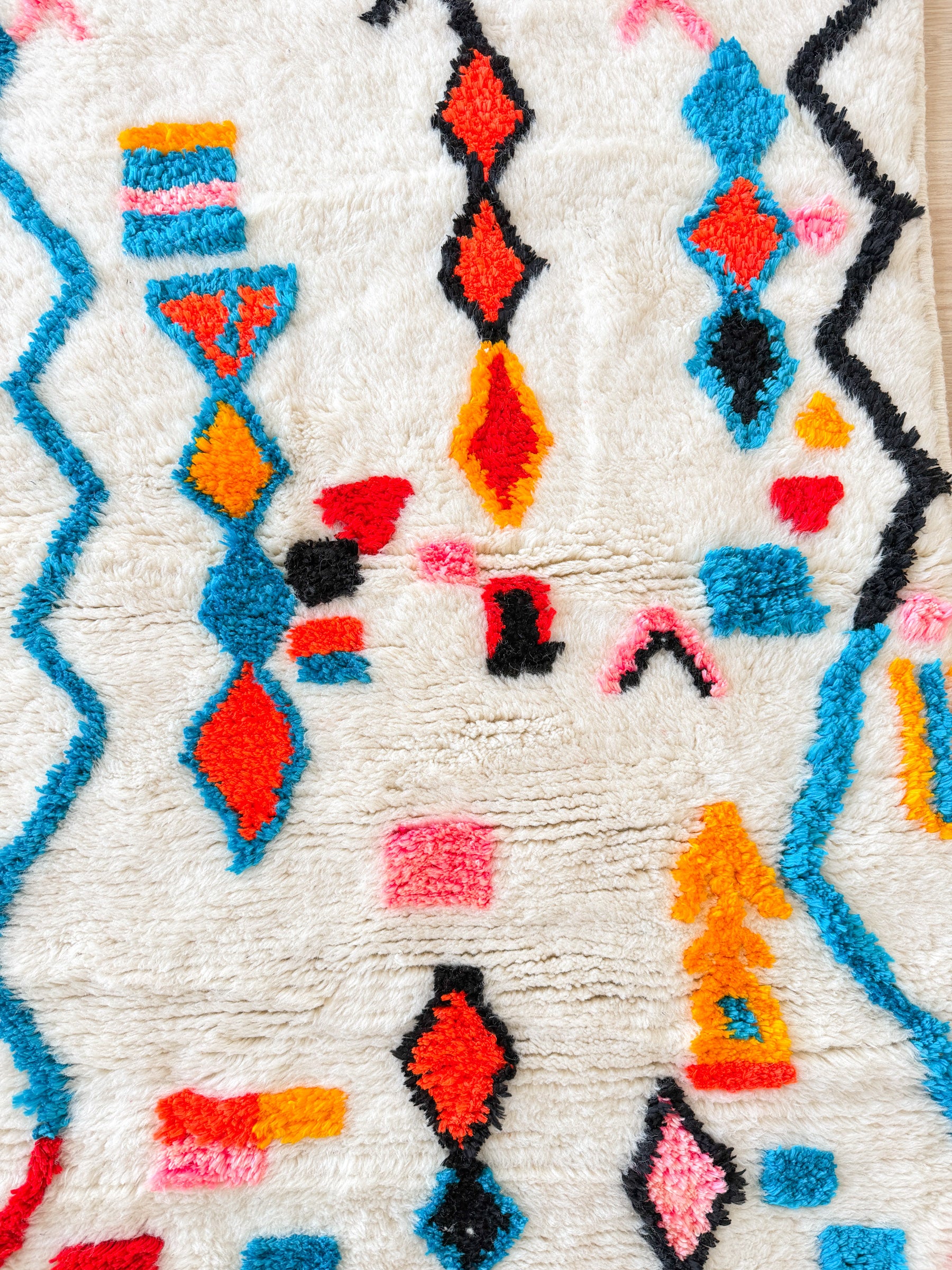 Tapis berbère coloré 95 x 168 cm - n°2402